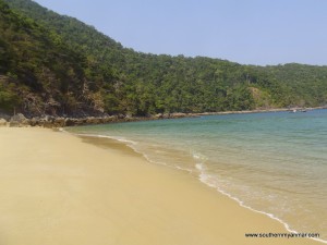 Maung ma gan Island