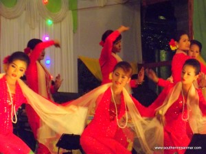 thingyan dance
